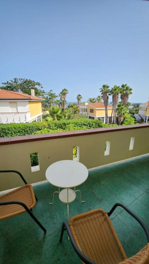 Sea'S Chalet Fontane Bianche Luaran gambar