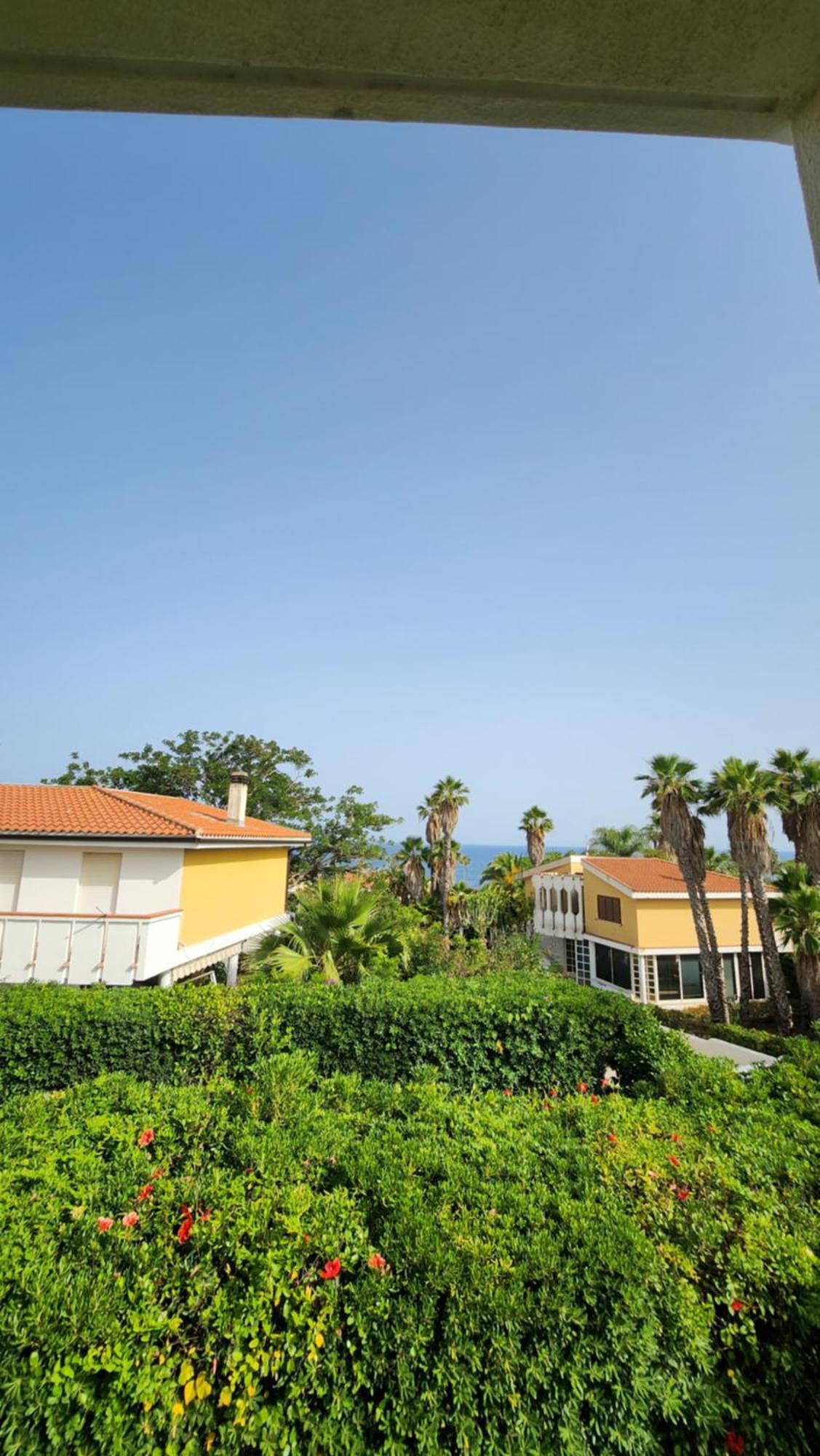 Sea'S Chalet Fontane Bianche Luaran gambar